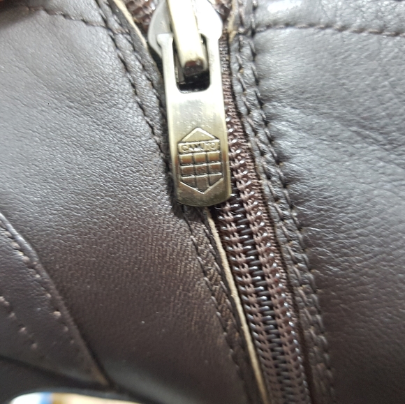 NEW Vince Camuto Brown Leather Booties - Picture 6 of 7